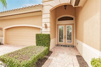 Building Photo - 6105 Dogleg Dr