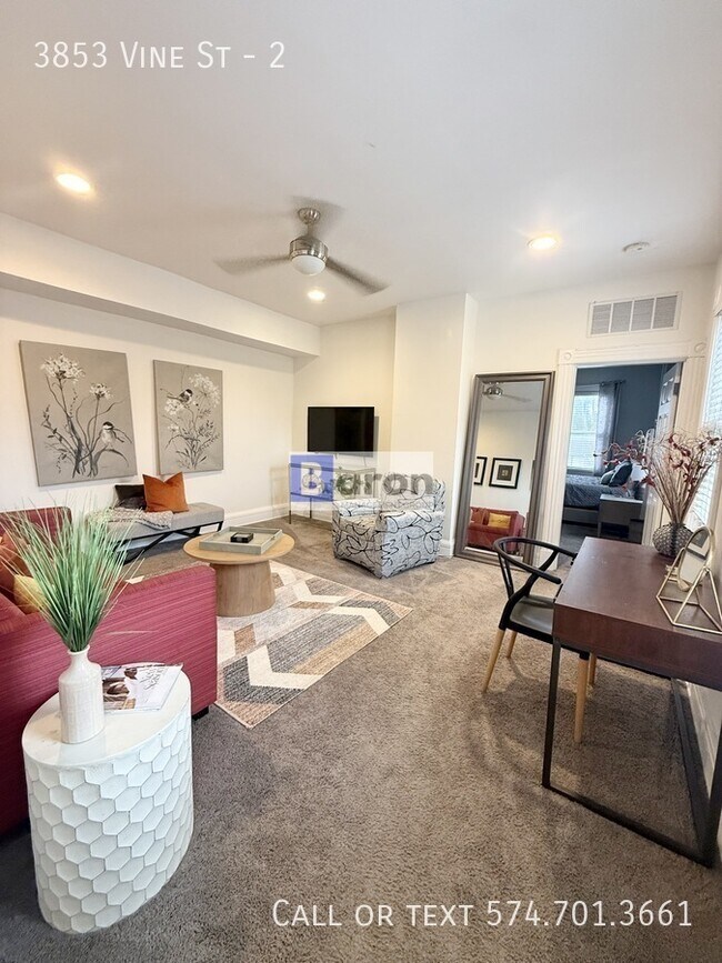 Building Photo - 3853 Vine St