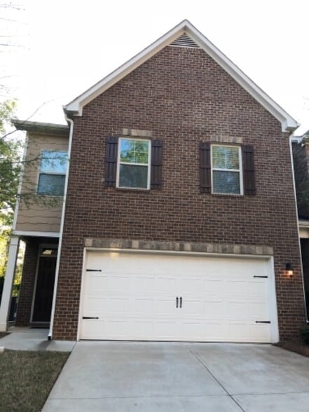 Primary Photo - 955 Firethorne Pass