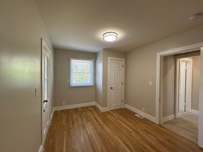 Building Photo - Vintage Aesthetic Meets Modern Glow-Up! Your Next Home Is Here!