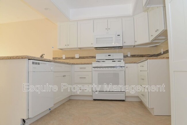 Building Photo - 23B LEMON DR.