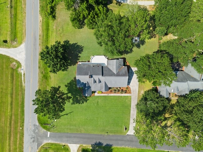 Building Photo - 1501 Cayla Way