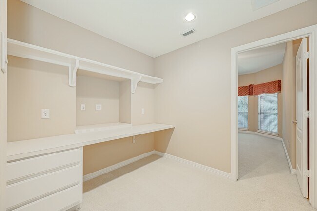Building Photo - 22518 Silvermist Ln