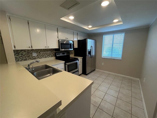 Building Photo - 119 Cypress Ct
