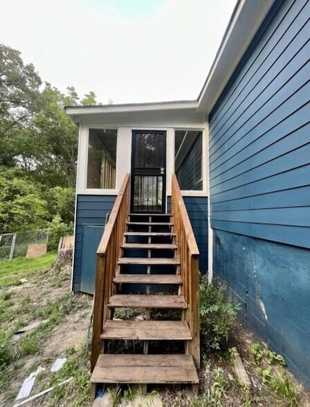Building Photo - 1204 Margaret Rd
