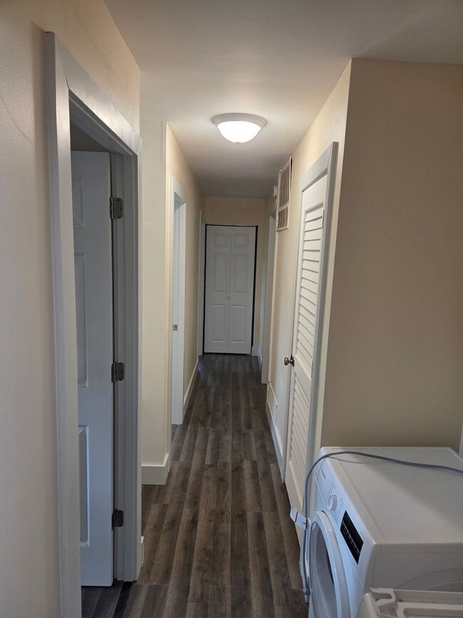 Building Photo - 21836 Orion Ave