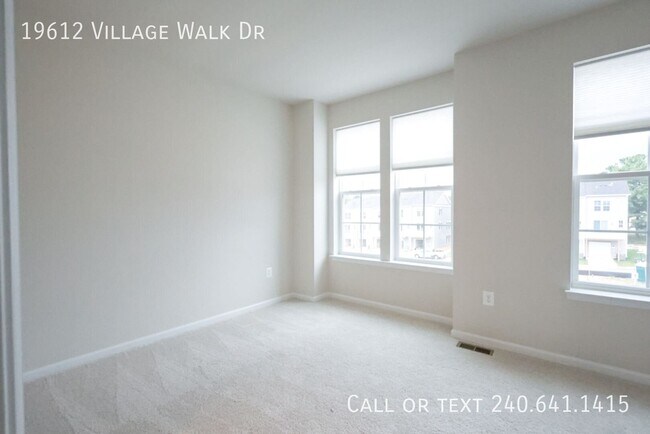 Building Photo - 19612 Village Walk Dr