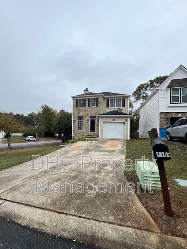 Building Photo - 1183 Red Oak Cove