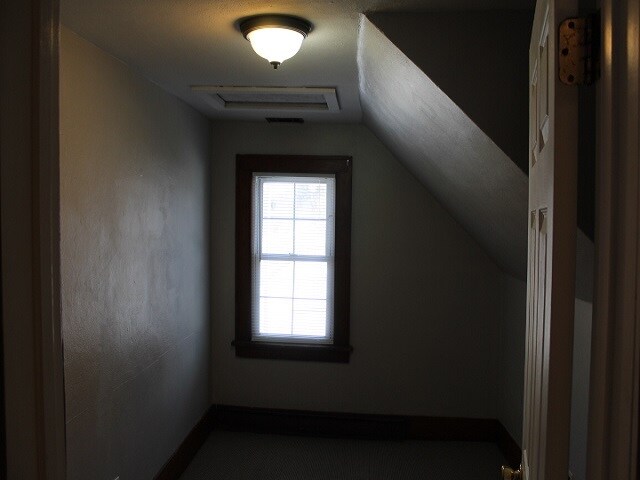 Building Photo - 5561 Paw Paw Lake Rd