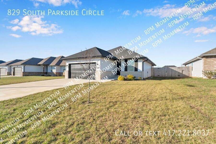 Building Photo - 829 S Parkside Cir