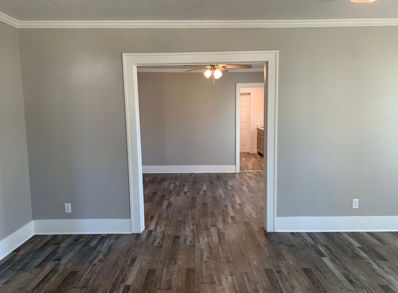 Building Photo - 613 W 22nd St