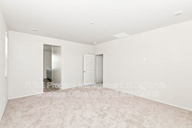 Building Photo - 28235 Ashtree St