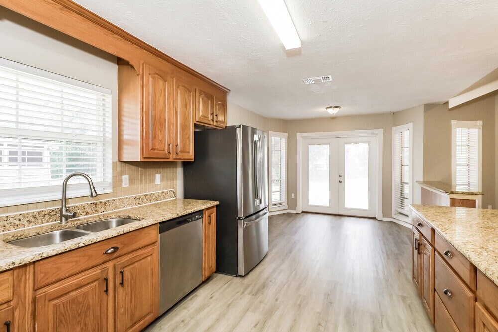 Building Photo - 13403 Woodward Dr
