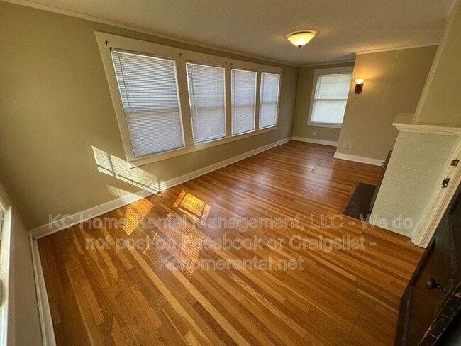 Building Photo - 5119 Grand Ave