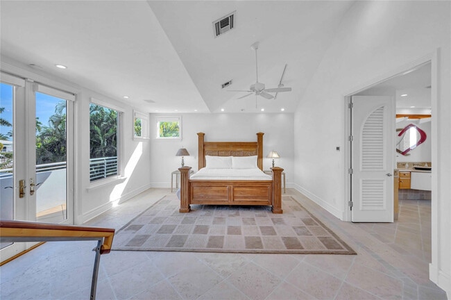 Building Photo - 74 Nurmi Dr