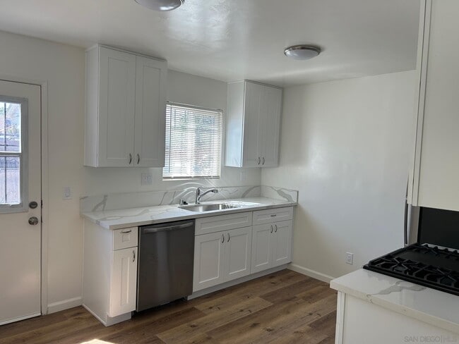 Building Photo - 3672 Bancroft St