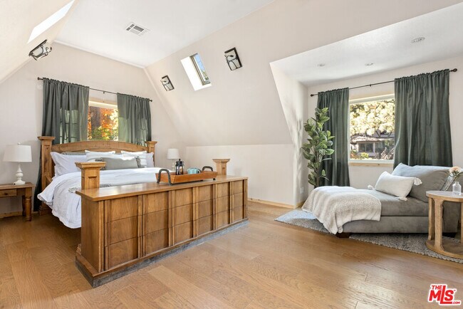 Building Photo - 959 Quail Rd