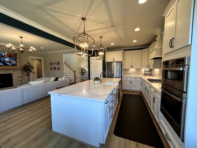 Building Photo - 1000 Alrich Ct