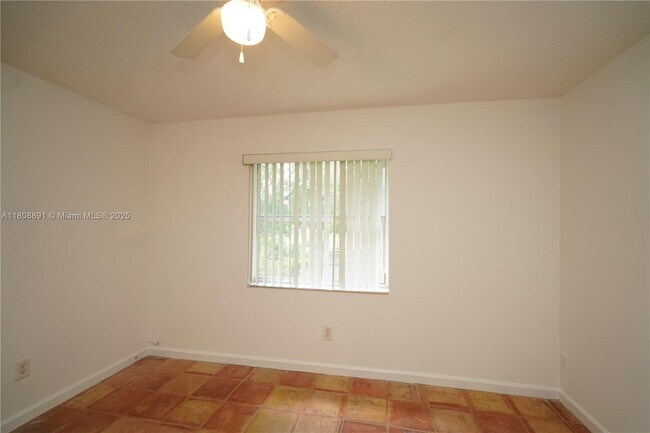 Building Photo - 15402 SW 85th Terrace