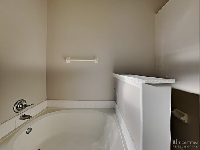 Building Photo - 71 Naugatuck Dr