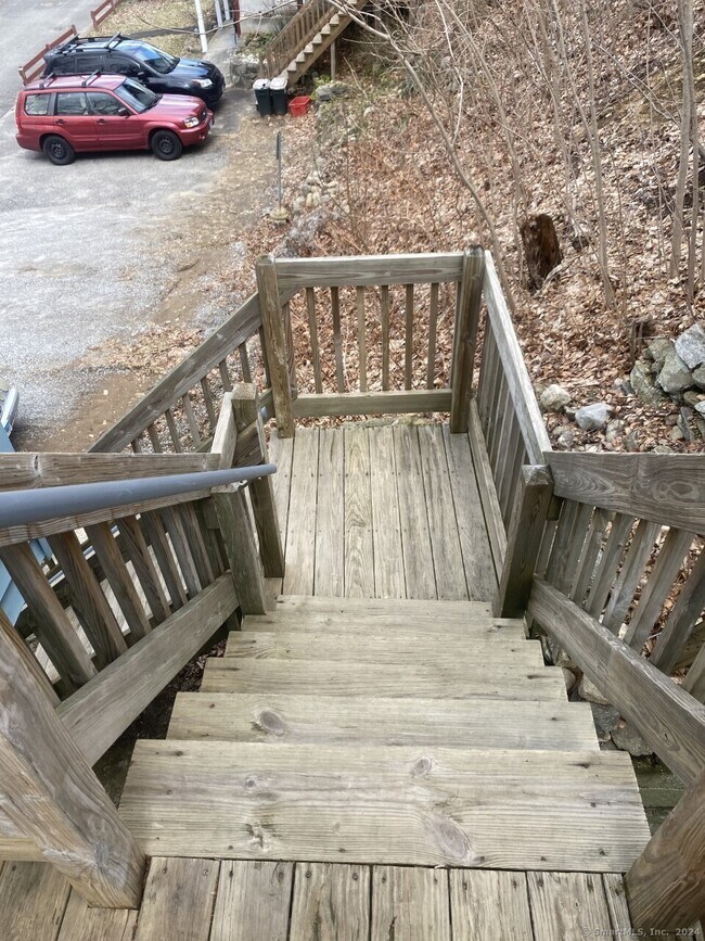 Building Photo - 21 S Division St