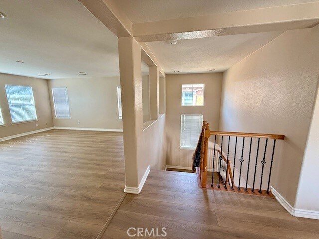 Building Photo - 12553 Winery Dr