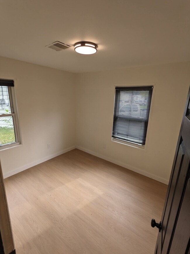 Building Photo - 9696 Adair Ct