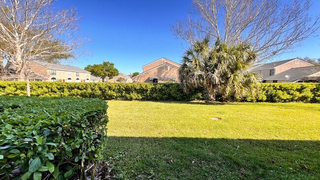 Building Photo - 600 Northern Way