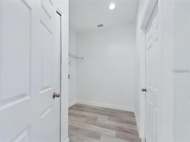 Building Photo - 4415 SW 169th Ln Rd