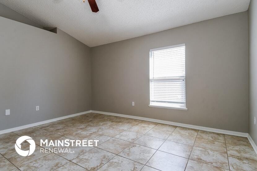Building Photo - 7360 Lawn Tennis Ln