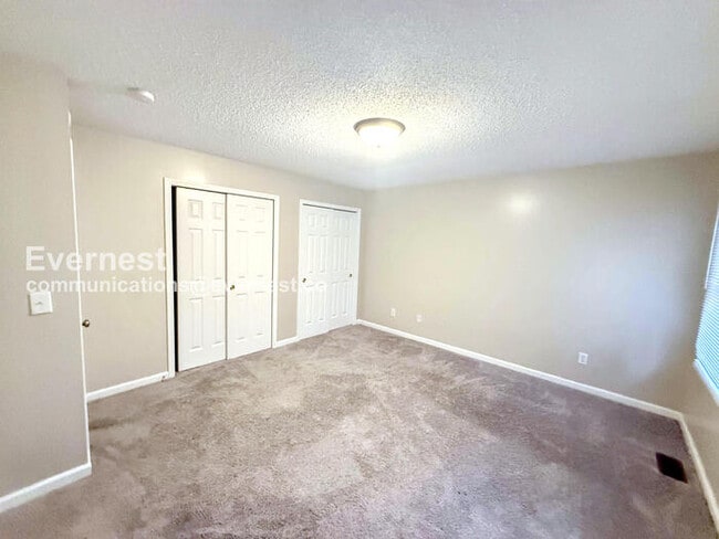 Building Photo - 5259 Falling Creek Ln