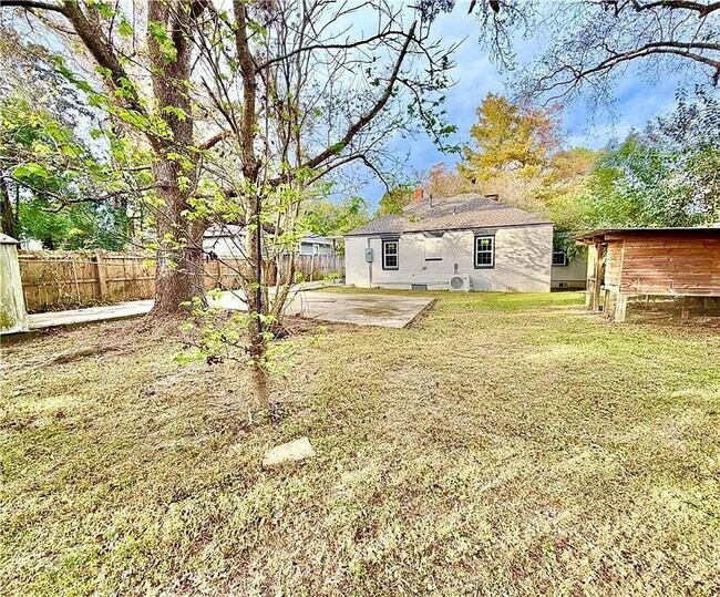 Building Photo - 2869 Ralston Rd