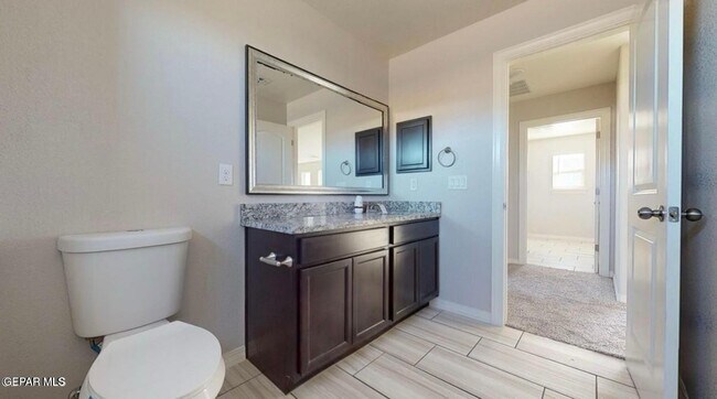 Building Photo - 14925 Pebble Hills Blvd