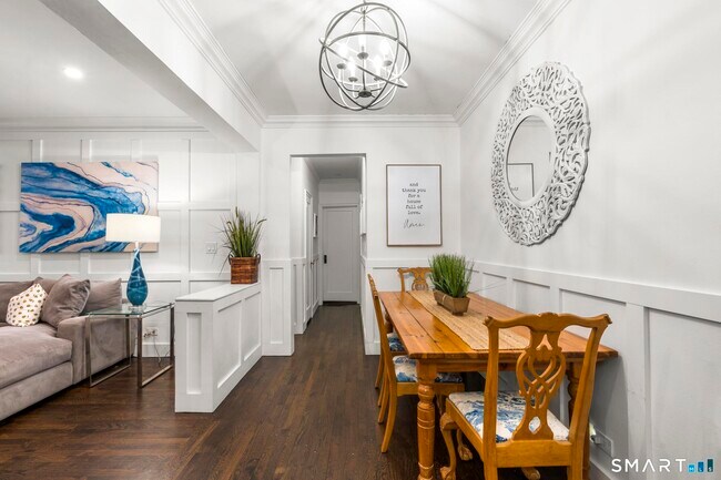 Building Photo - 70 Strawberry Hill Ave