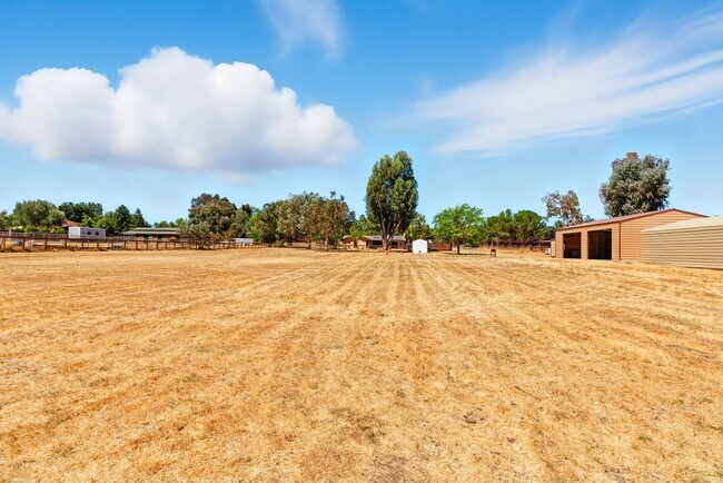 Building Photo - $5995 - Ranch-style home with acreage in West Gilroy's quiet countryside