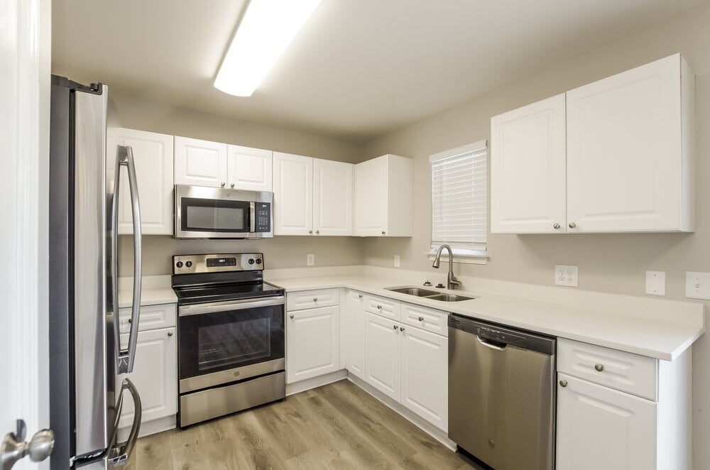 Building Photo - 5746 Laborde Ave