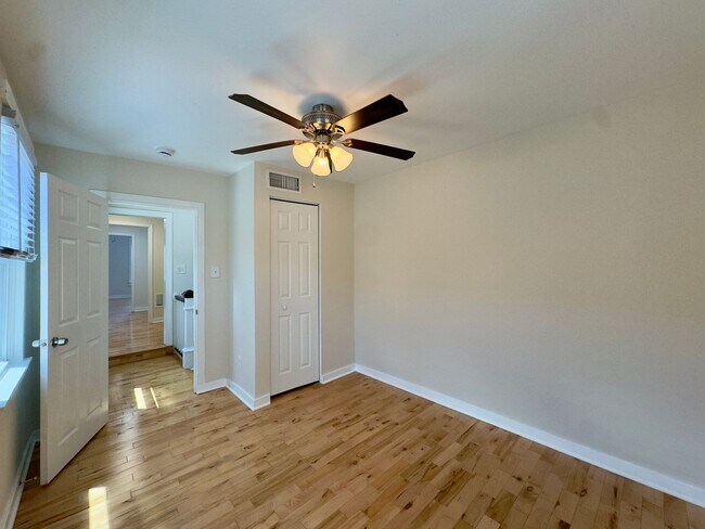 Building Photo - Charming 2 Bedroom/2 Bathroom Townhome in Canton, Baltimore, MD!