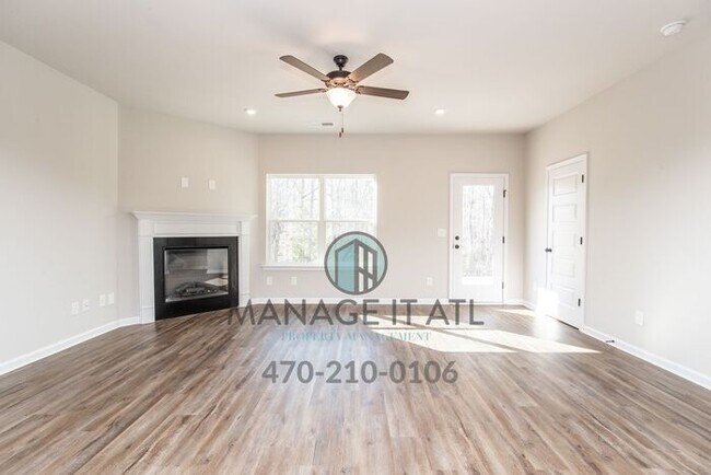 Building Photo - Elegant Townhouse in City of Buford School District!
