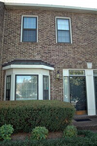 Building Photo - 103 Fairmont Pl