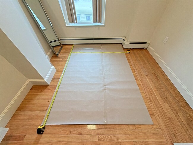 Building Photo - 130 W 8th St