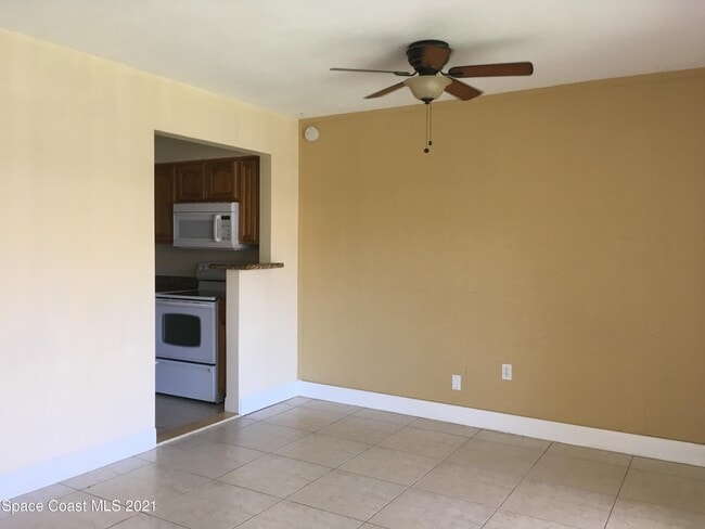 Building Photo - 250 N Banana River Dr