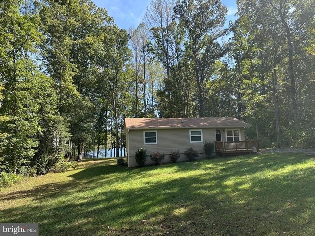 Building Photo - 12102 Wilderness Park Dr