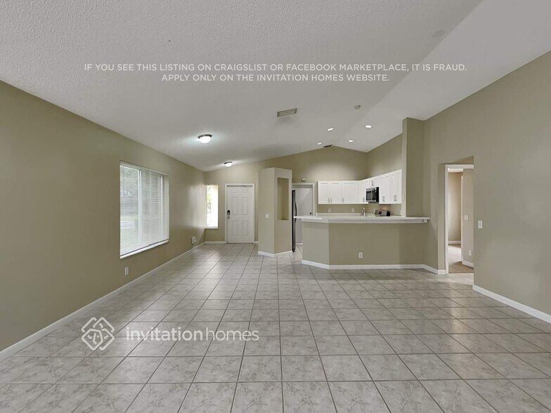Building Photo - 1586 Mira Vista Cir