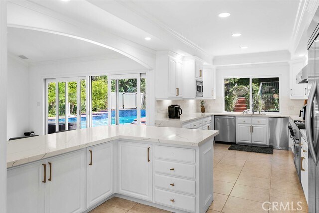 Building Photo - 28820 Calabria Dr