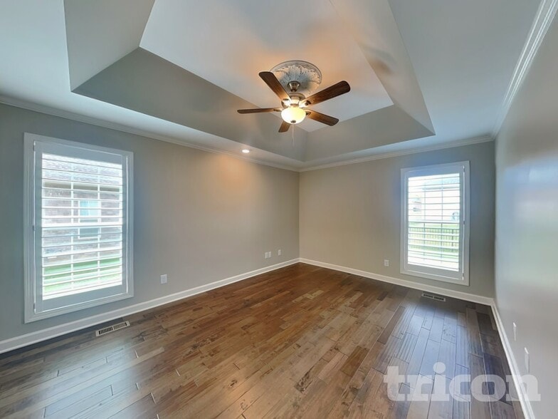 Building Photo - 424 Mya Marie Dr