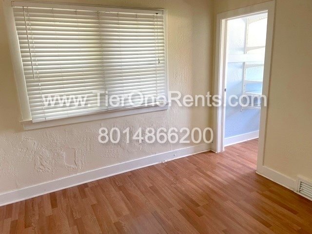 Building Photo - This property offers a NO DEPOSIT option a...