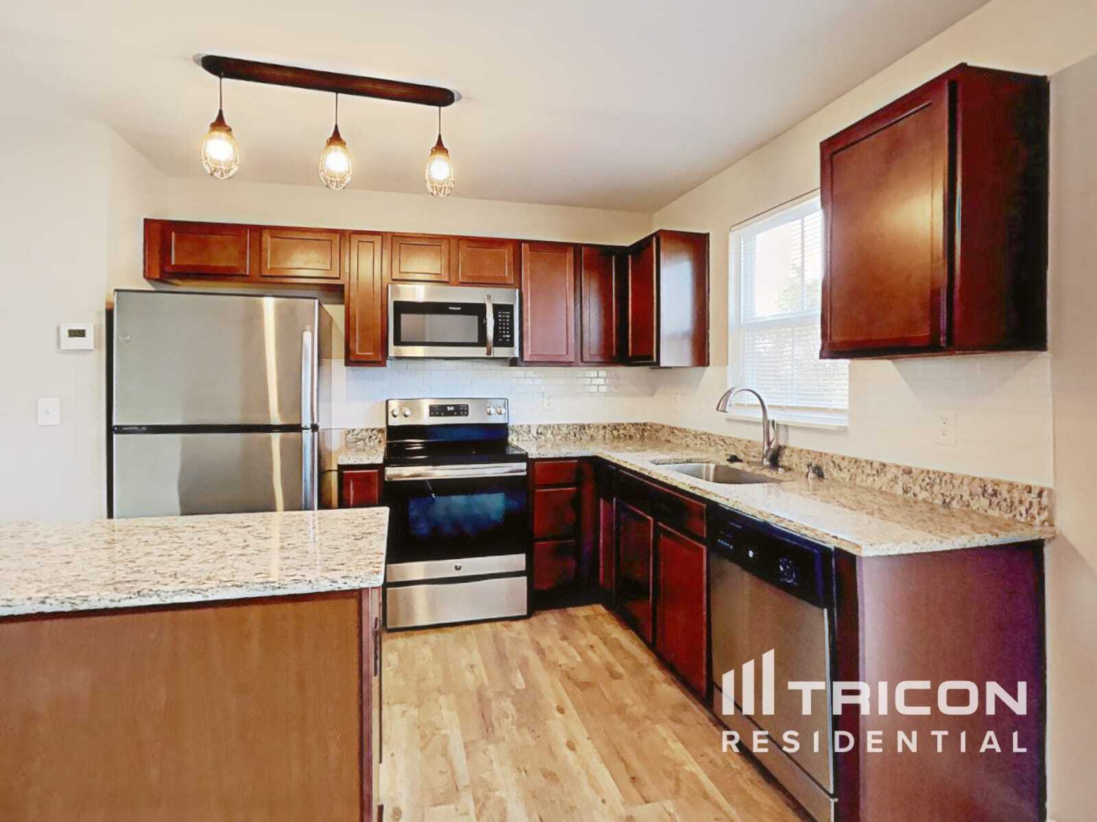 Building Photo - 415 Merus Dr