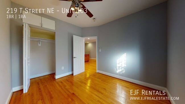 Building Photo - Modern 1 bedroom unit in Bloomingdale/Ecki...