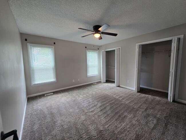 Building Photo - 6338 Rhemish Dr