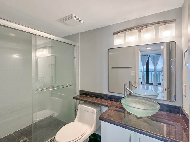 Building Photo - 3000 N Ocean Dr